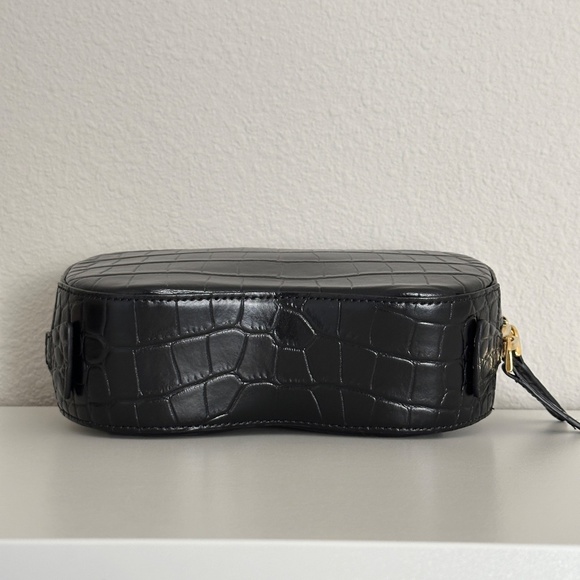 Senreve Coda Belt Bag | Black Croc Emboss - Picture 4 of 10